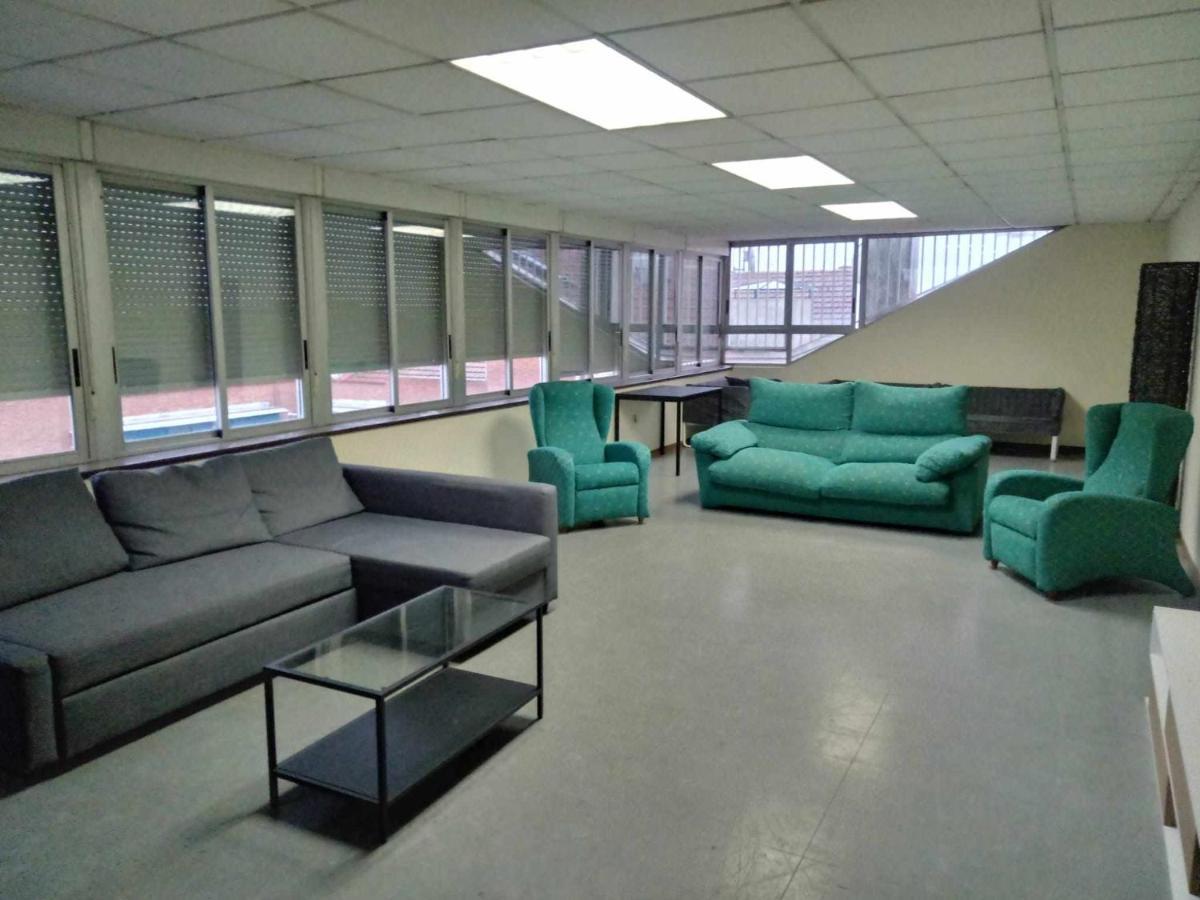 Bed and Breakfast Residencia 12 Octubre Madrid Esterno foto