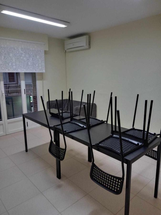 Bed and Breakfast Residencia 12 Octubre Madrid Esterno foto