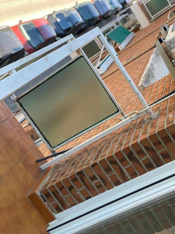 Bed and Breakfast Residencia 12 Octubre Madrid Esterno foto